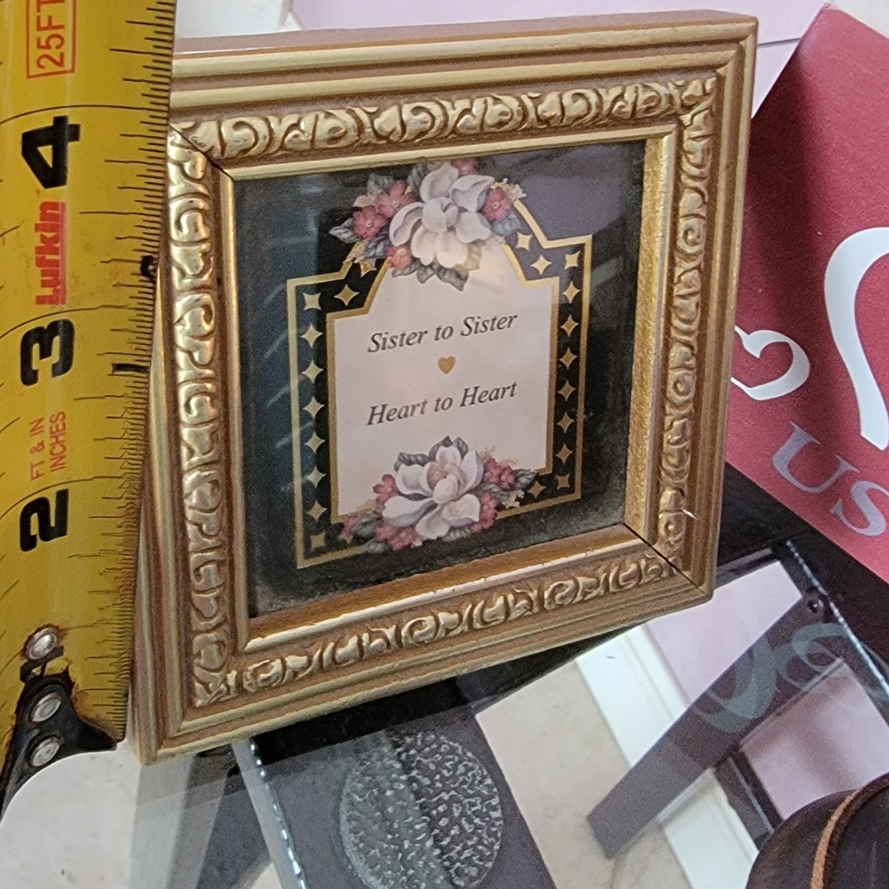Decor - Picture 3 of 6